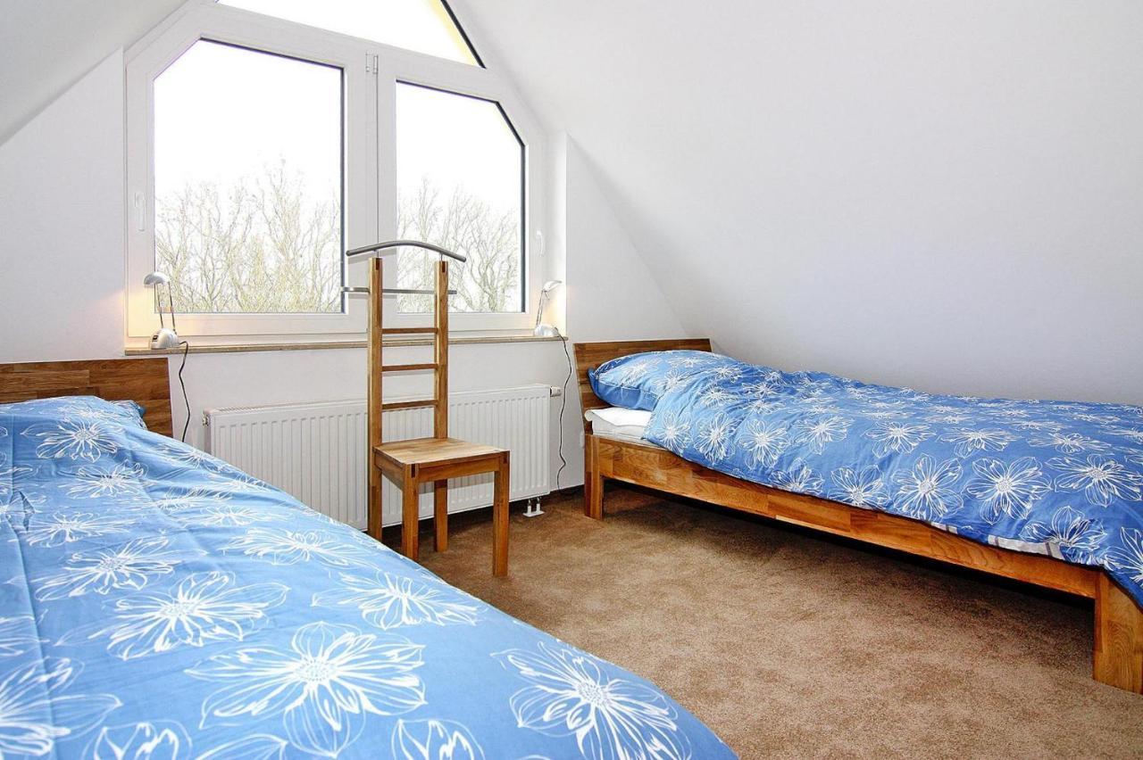 Reetdachhaus Lotte Mit Sauna Und Kaminofen Am Yachthafen In Vieregge Exteriér fotografie